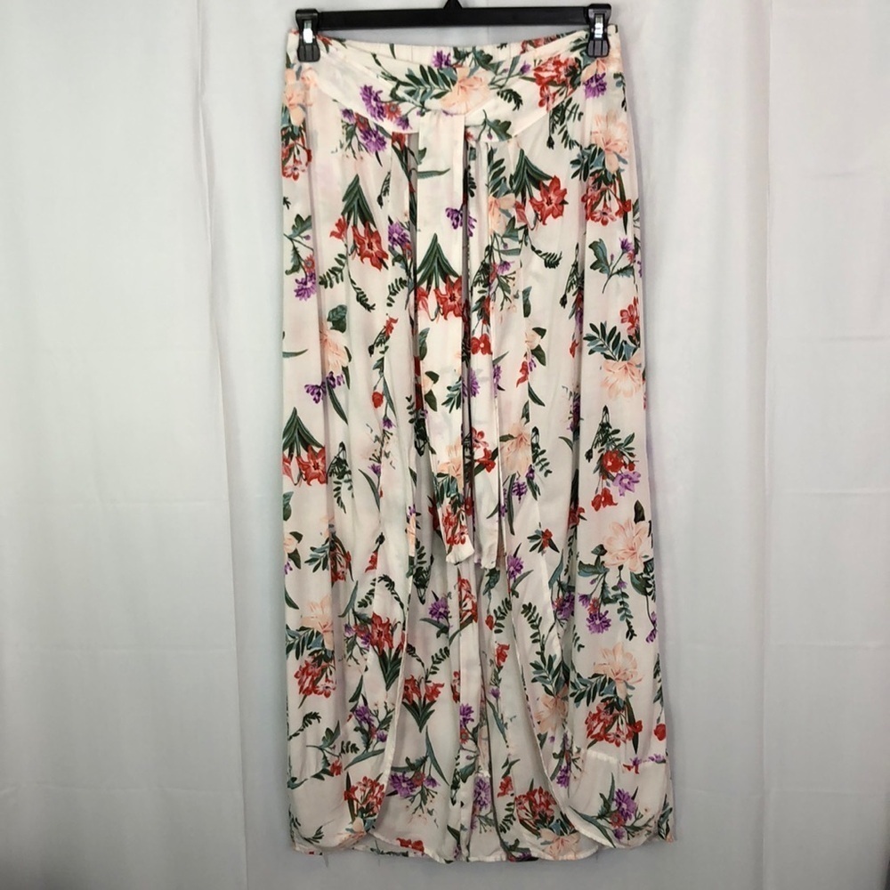NEW LOOK Women’s Printed Wrap Maxi Skirt with Pants White Floral Size M